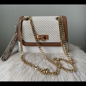 Aldo shoulder bag. Brand new. Never worn or used. Perfect condition